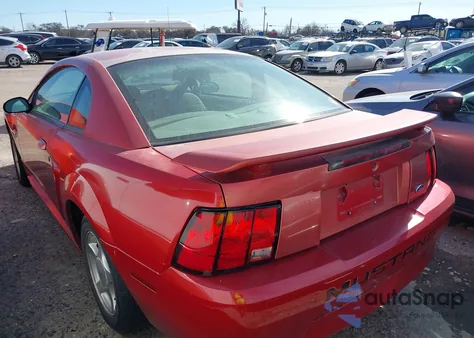 2001 Ford Mustang Deluxe/Premium/Standard z USA, uszkodzony, nr VIN 1FAFP40461F231232
